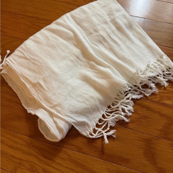 Beautiful White 2 Layer Super Soft Fringe Silk Scarf // 11  Italian Made Ultra Soft Head Scarf – Ivory / White – Fringe
